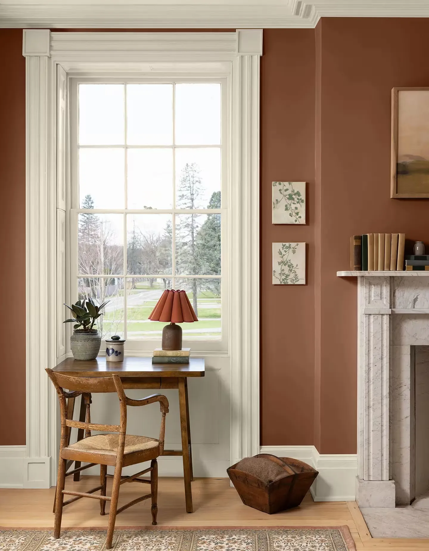 living-room-terracotta-walls-white-trim